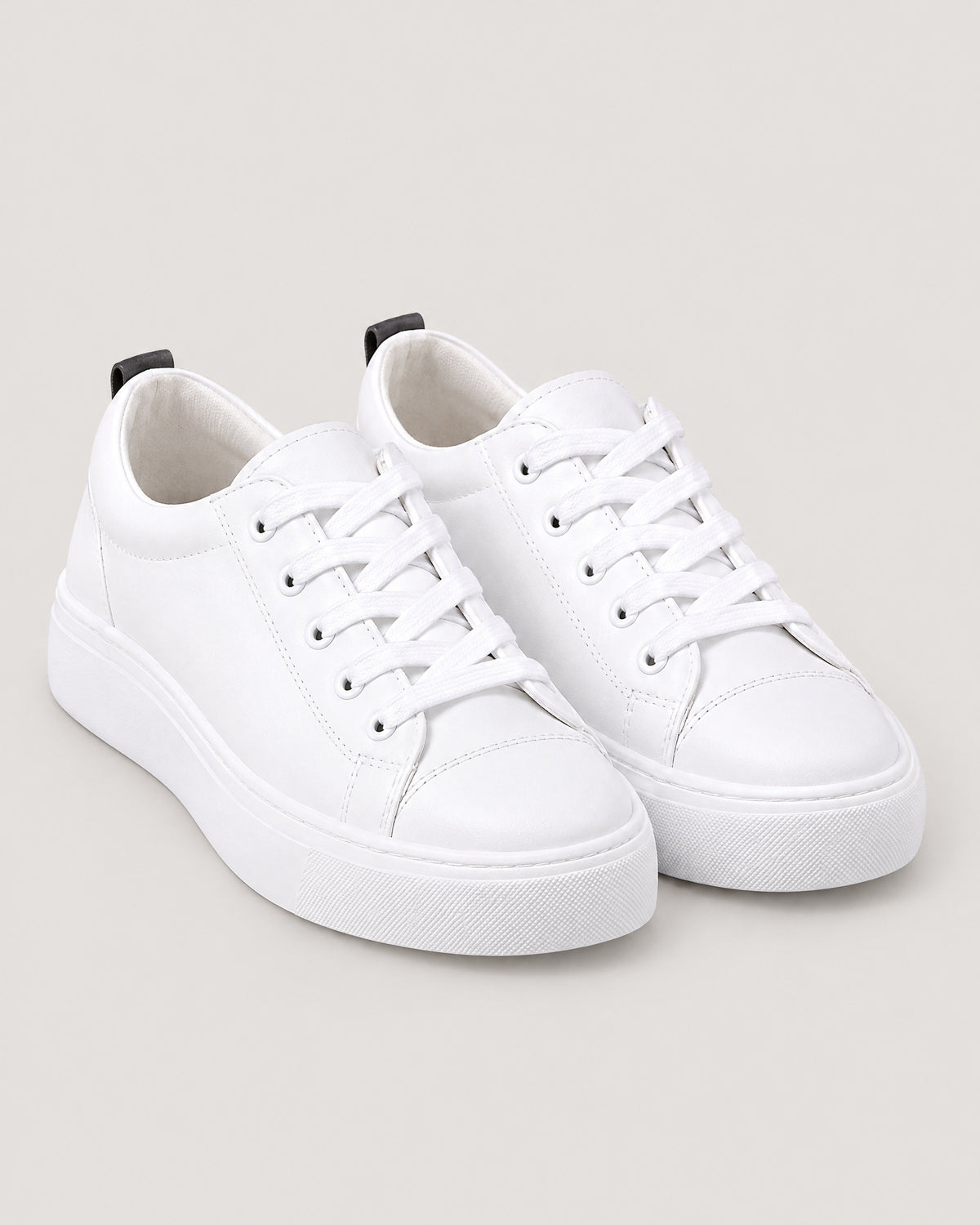 Slip-on Sneaker Damen Weiß – Paar Dreiviertelansicht