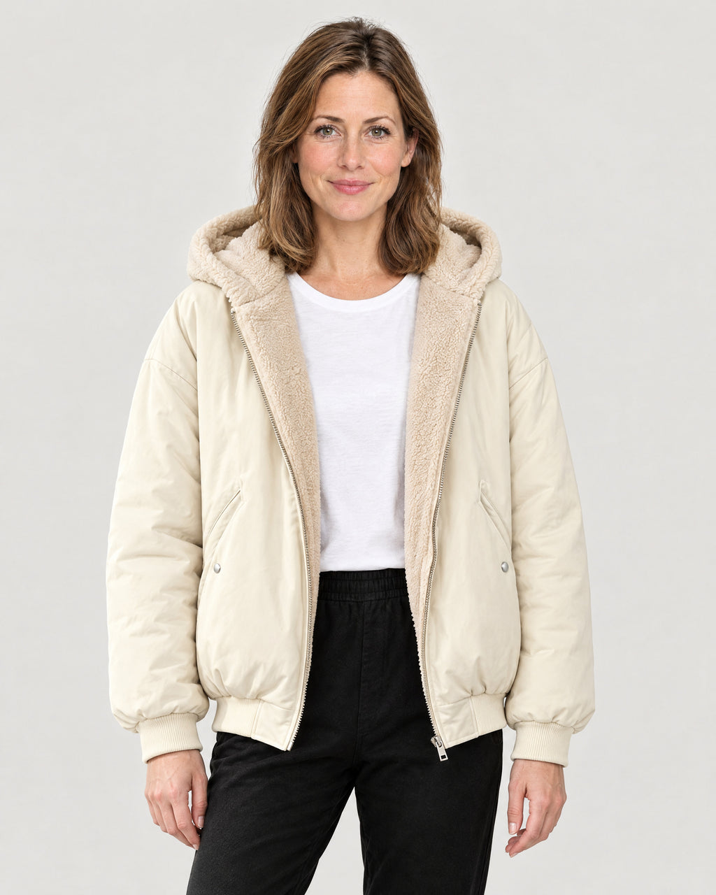 Oversized Winterjacke Creme – Vorderansicht