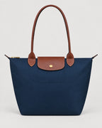 Nylon Tote Bag Marineblau – Vorderansicht