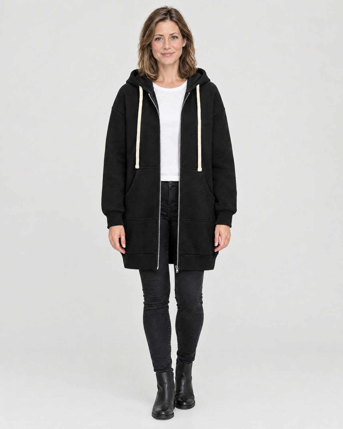 Lange Sweatjacke Damen Schwarz – Vorderansicht
