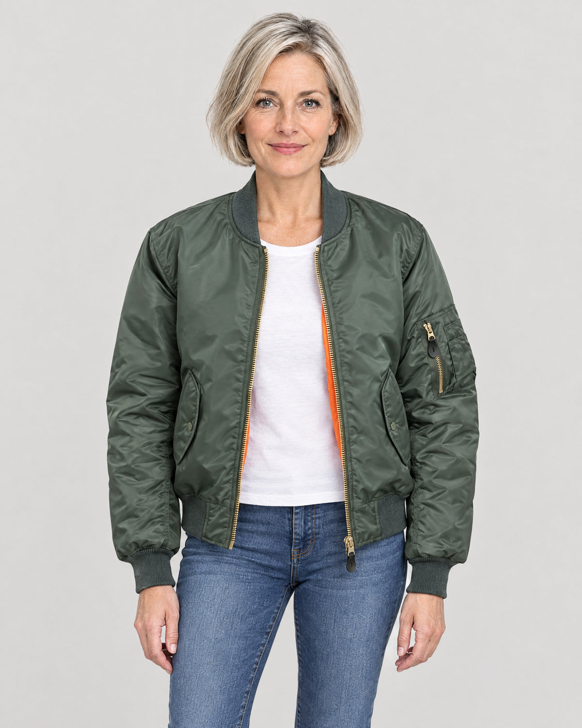 Bomberjacke Damen Salbeigrün – Vorderansicht