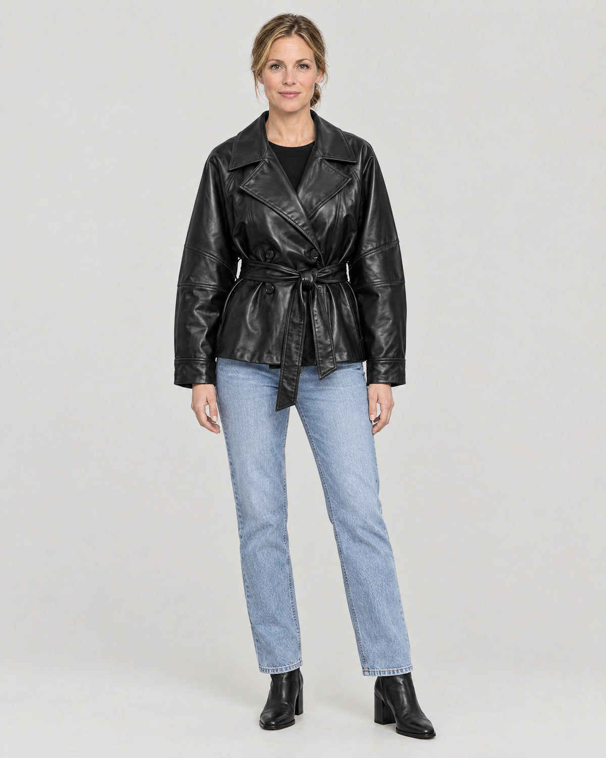 Lederjacke Schwarz – Vorderansicht