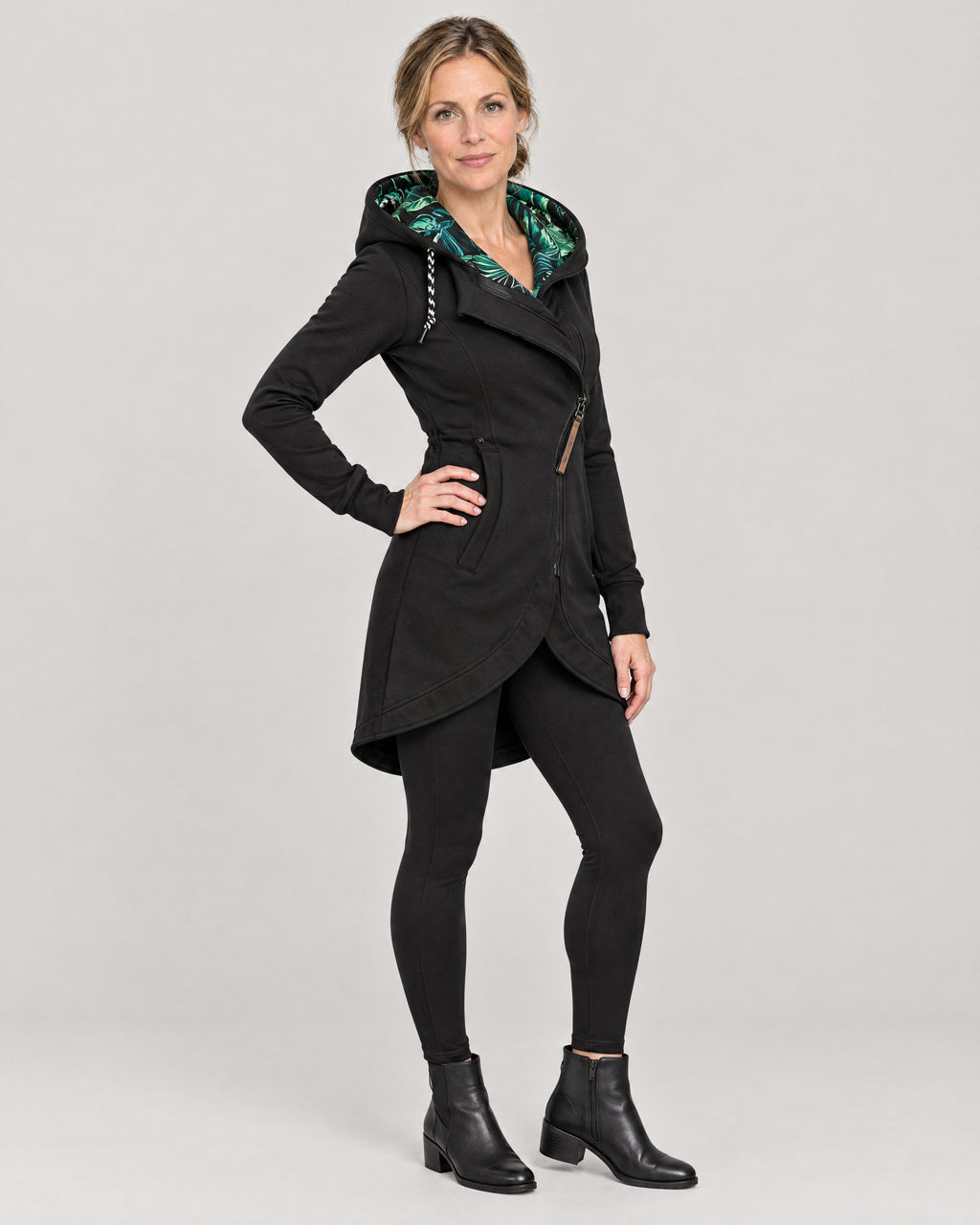 Sweatjacke – Dreiviertelansicht