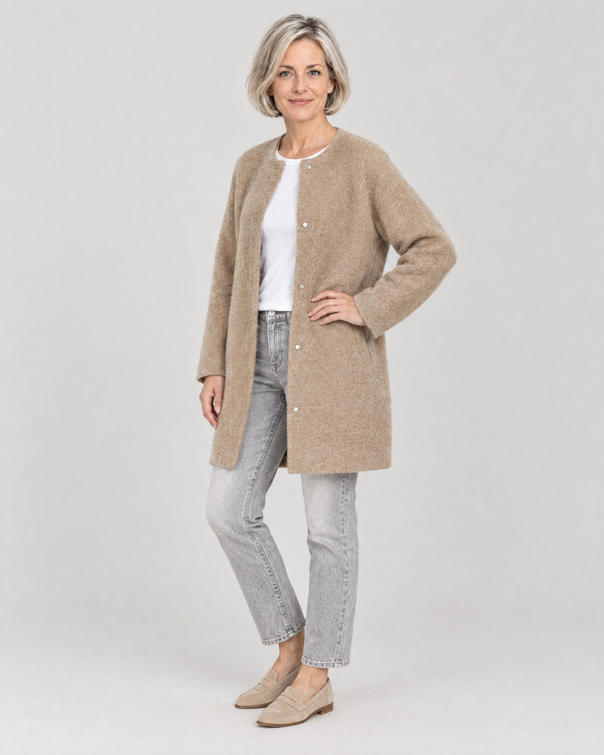 Bouclé Mantel – Dreiviertelansicht
