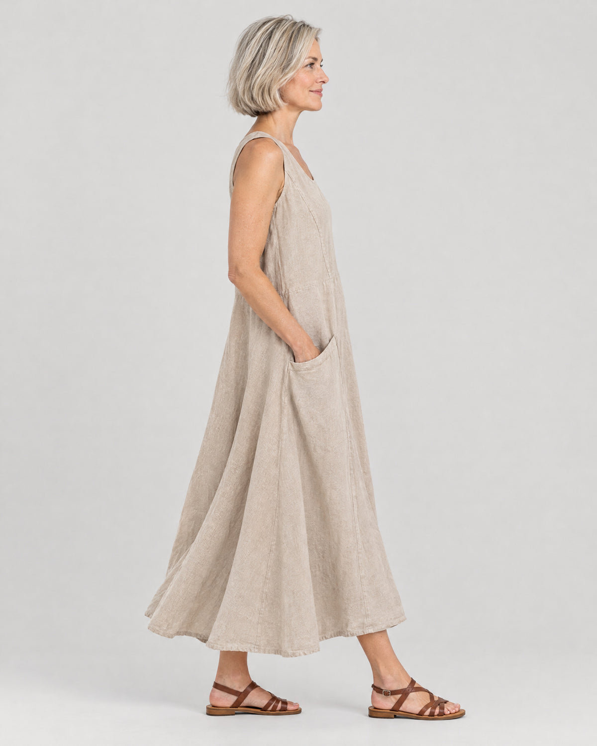 Maxikleid – Seitenansicht