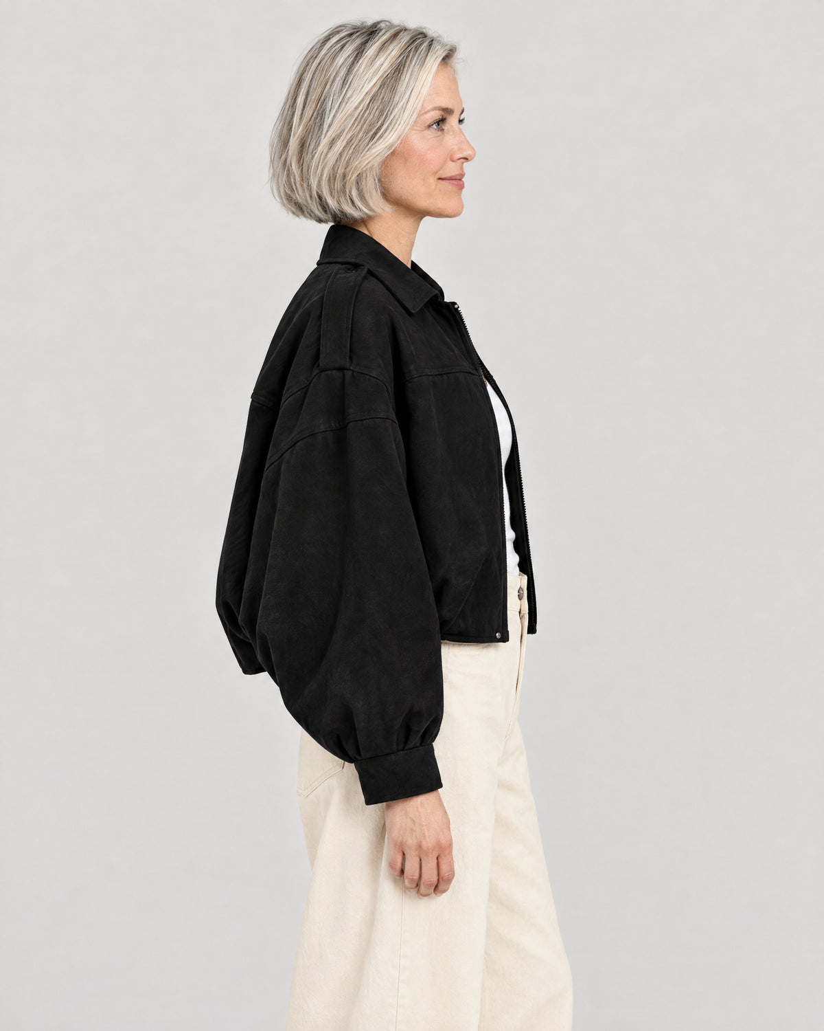 Kurze Oversized-Jacke Damen Schwarz – Seitenansicht