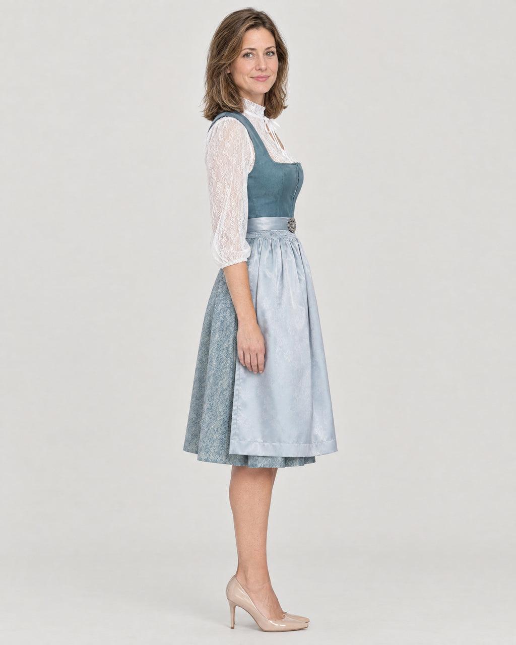 Dirndl Set – Seitenansicht