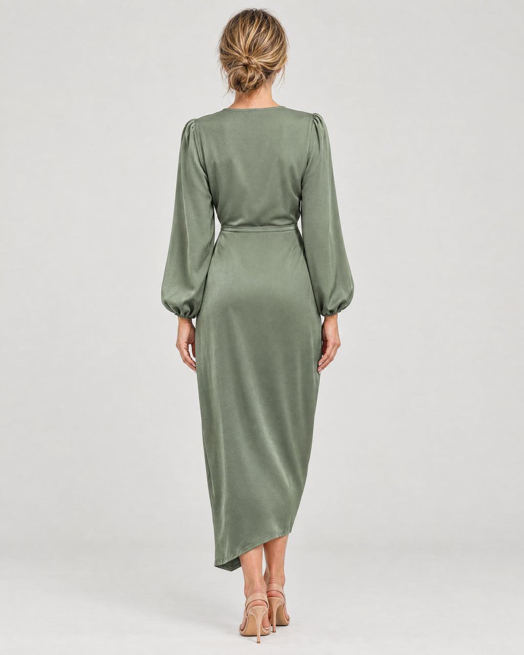 Wickelkleid Salbeigrün – Rückansicht