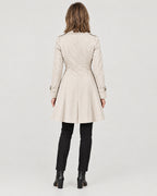 Trenchcoat – Rückansicht