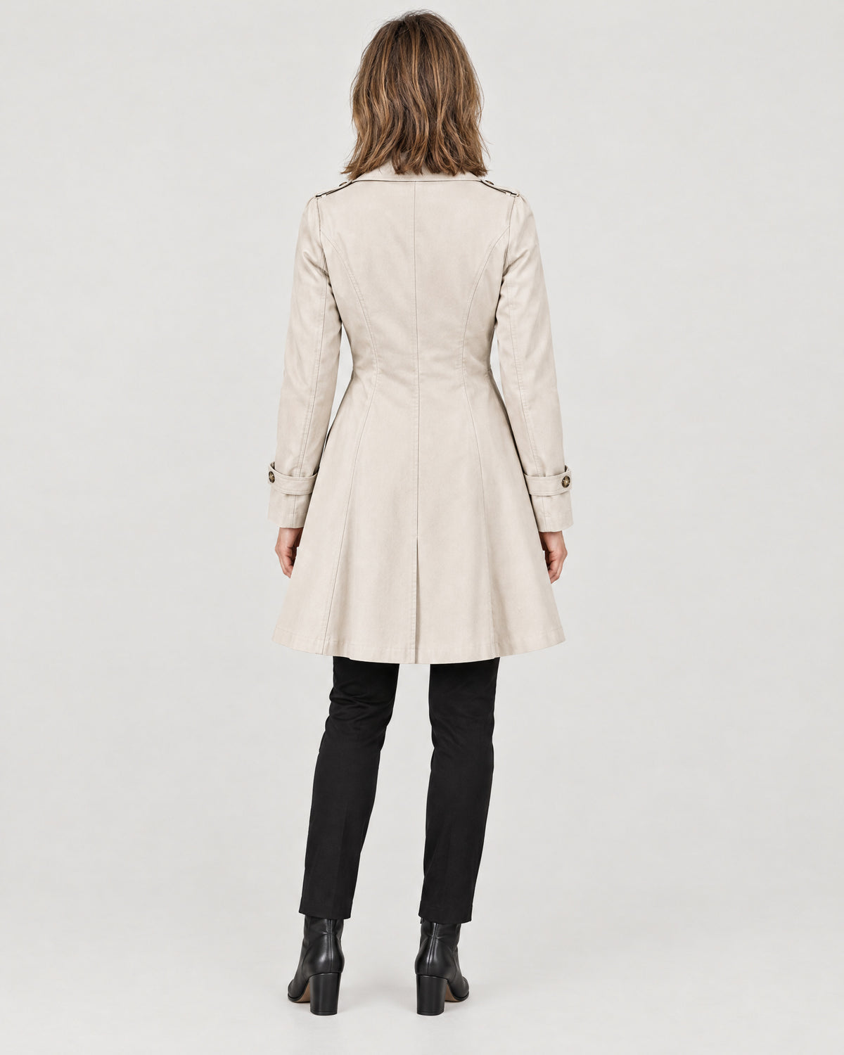 Trenchcoat – Rückansicht