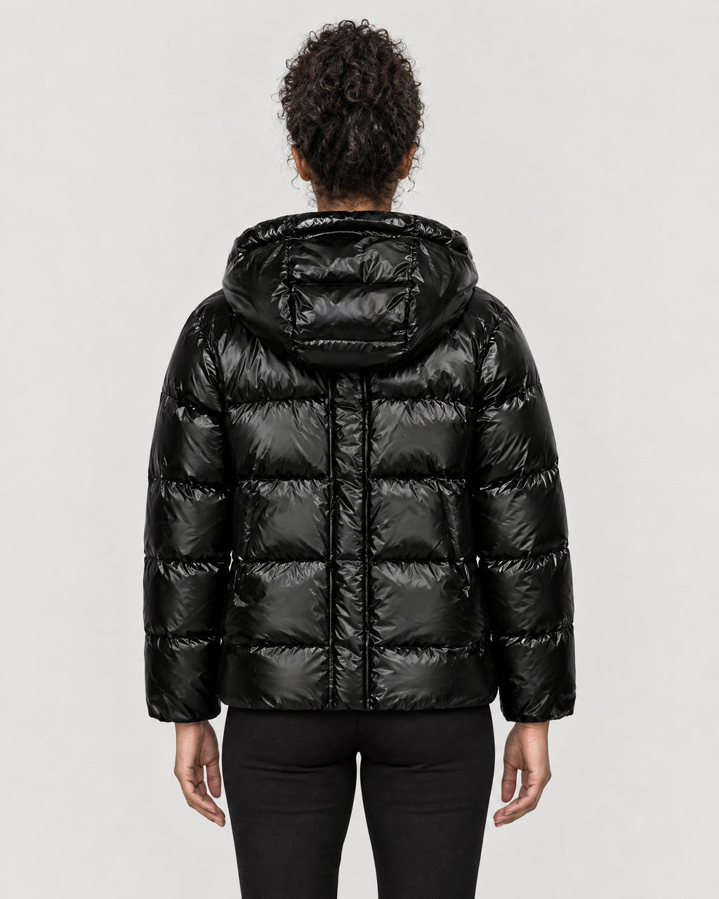 Glanz-Pufferjacke Damen Schwarz – Rückansicht