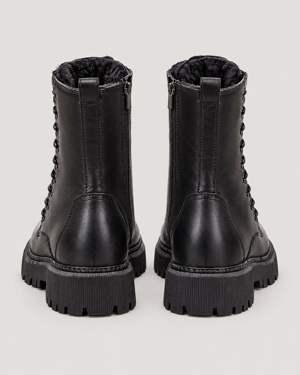 Schnürstiefeletten – Rückansicht