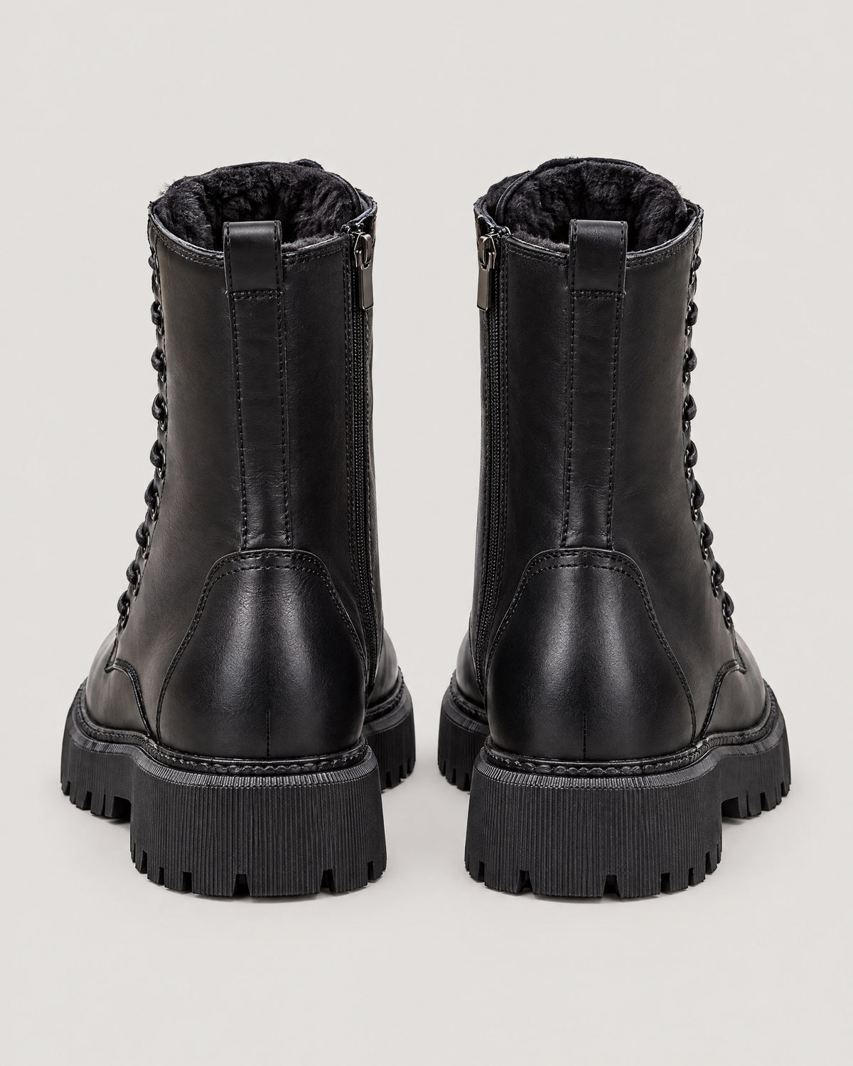 Schnürstiefeletten – Rückansicht