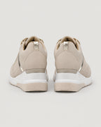 Keil-Sneaker – Rückansicht