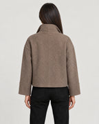 Kurze Wolljacke – Rückansicht