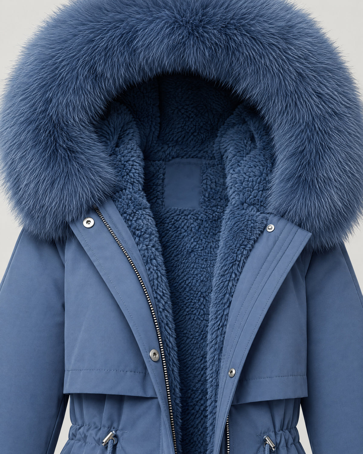 Winterparka – Detail Fellkapuze und Futter