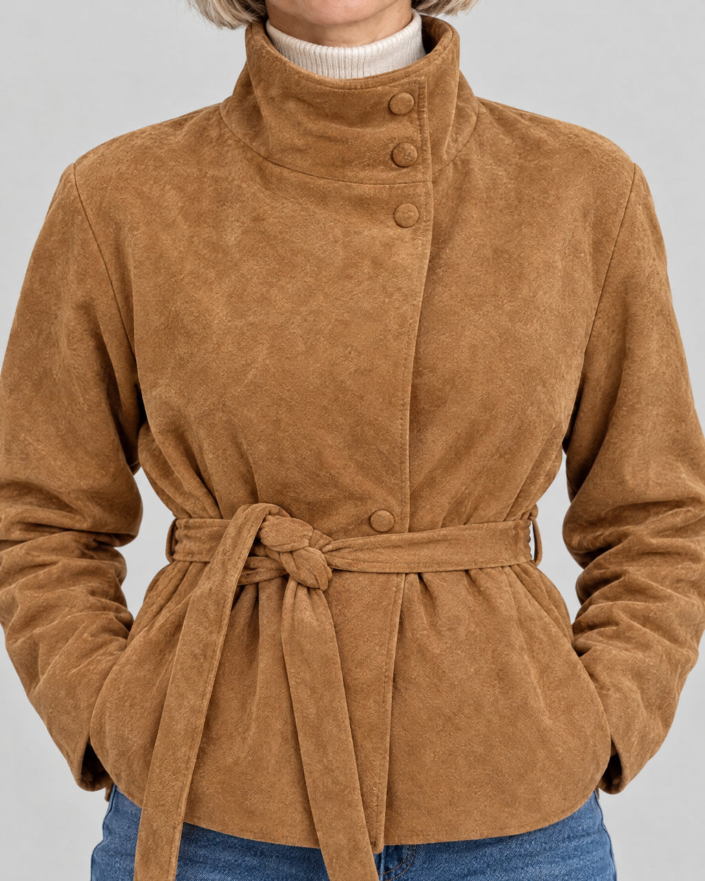 Wildlederjacke – Detail Kragen und Gürtel