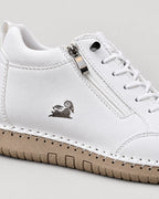 Sneaker Damen Weiß – Detail Reißverschluss und Sohle