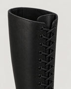 Schnürstiefel Damen – Detail Schaft und Schnürung