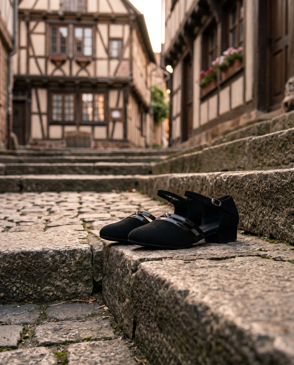 Tanzschuhe – auf Altstadtstufen