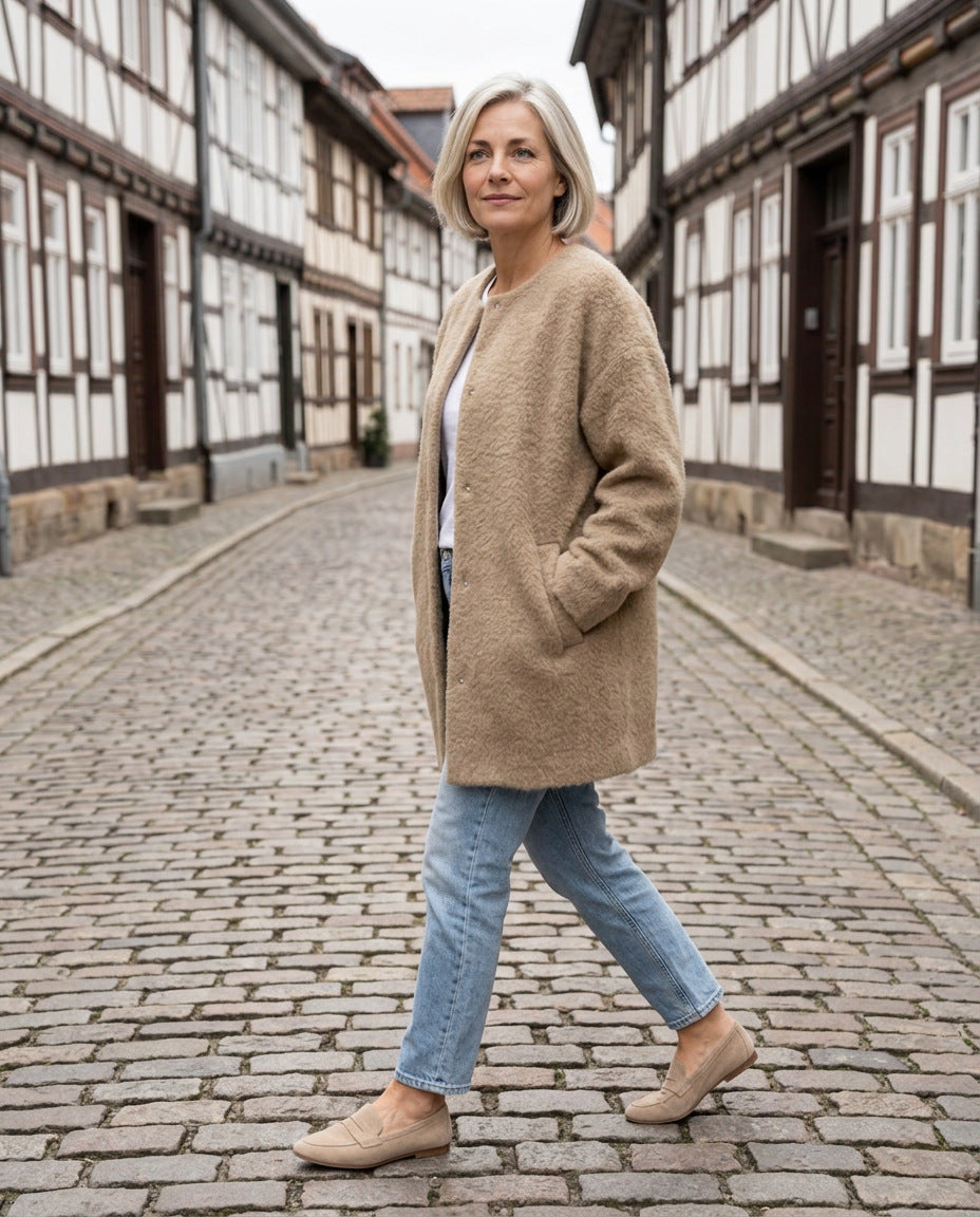 Bouclé Mantel – in der Altstadt