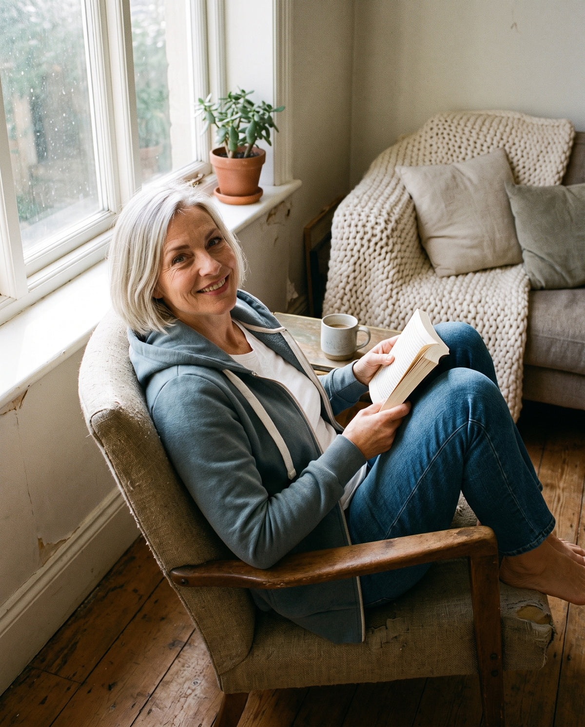 Fleece Sweatjacke – gemütlich im Sessel