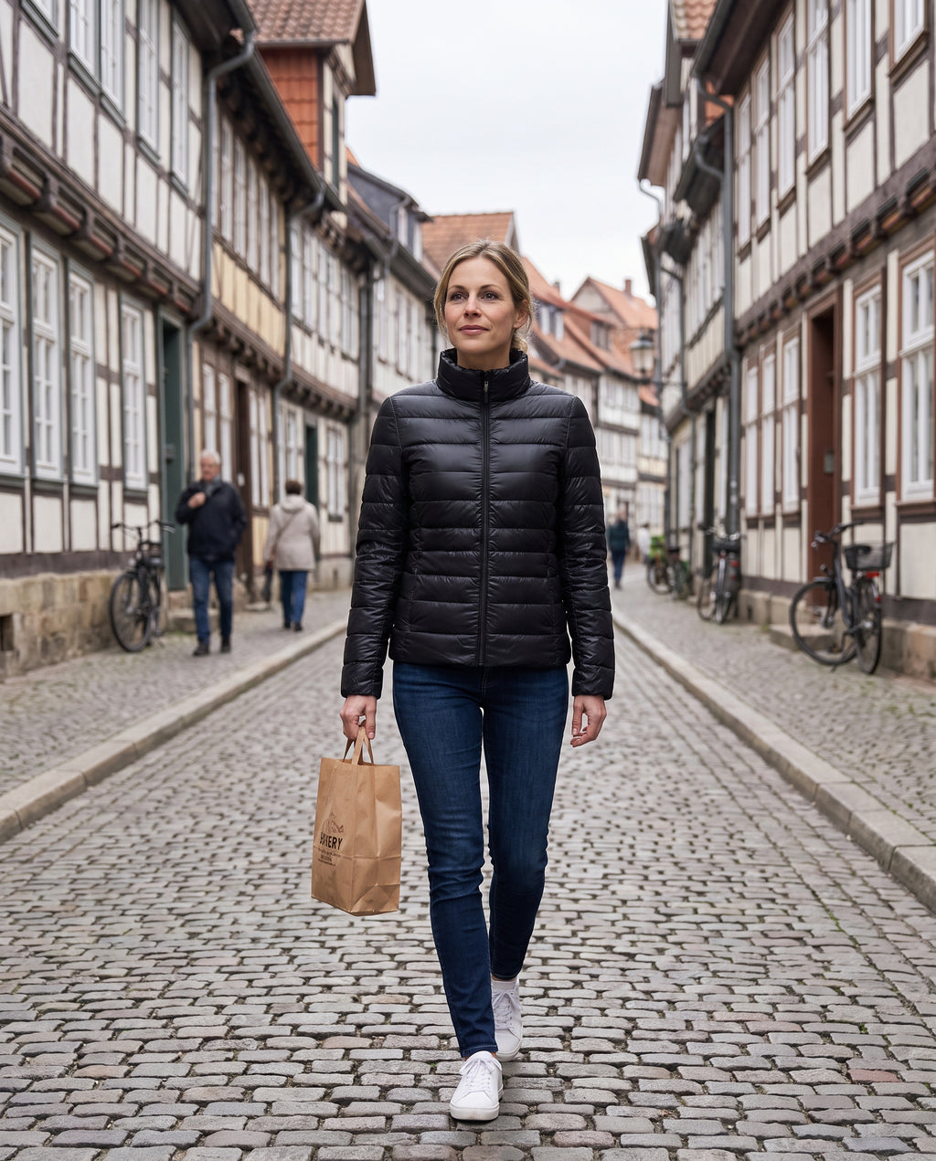 Ultraleichte Daunenjacke – in der Altstadt