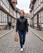 Ultraleichte Daunenjacke – in der Altstadt