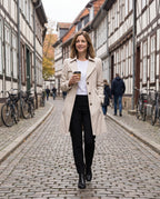 Trenchcoat – in der Altstadt