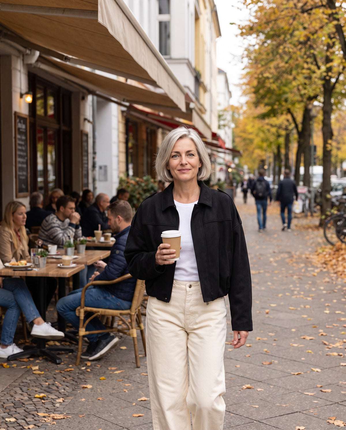 Kurze Oversized-Jacke Damen Schwarz – in der Stadt