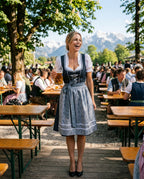 Dirndl – im Biergarten
