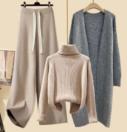 Dreiteiliges Strickset Beige-Grau