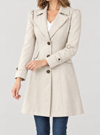Trenchcoat Damen Beige – Dreiviertelansicht seitlich